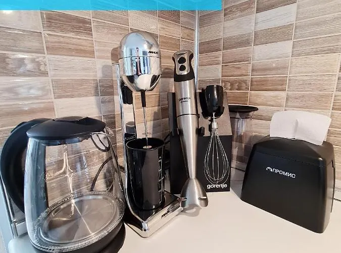 Azure Luxury Sky Escópia